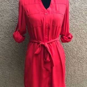 RED BUTTON DOWN DRESS**EXPRESS